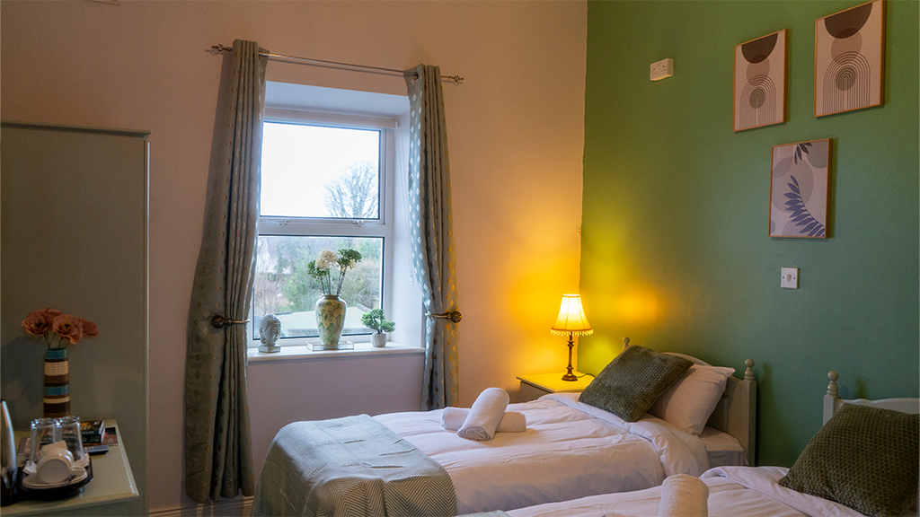 Accommodation in the Heart of Kinlough 2